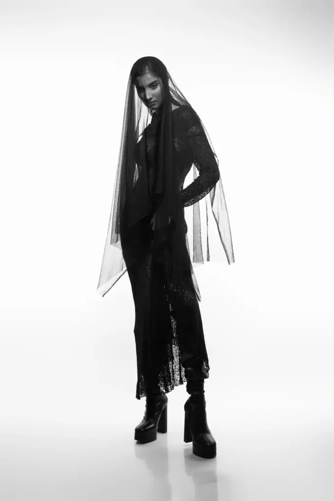 fashion and beauty, advertising, confident, bold model