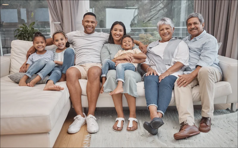 large family group photo idea, family picture ideas for large groups, large family posing ideas