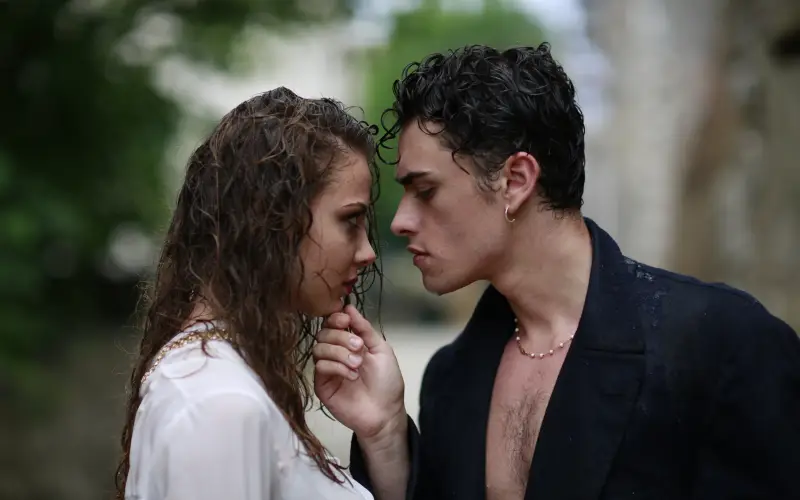 romantic photo of a couple