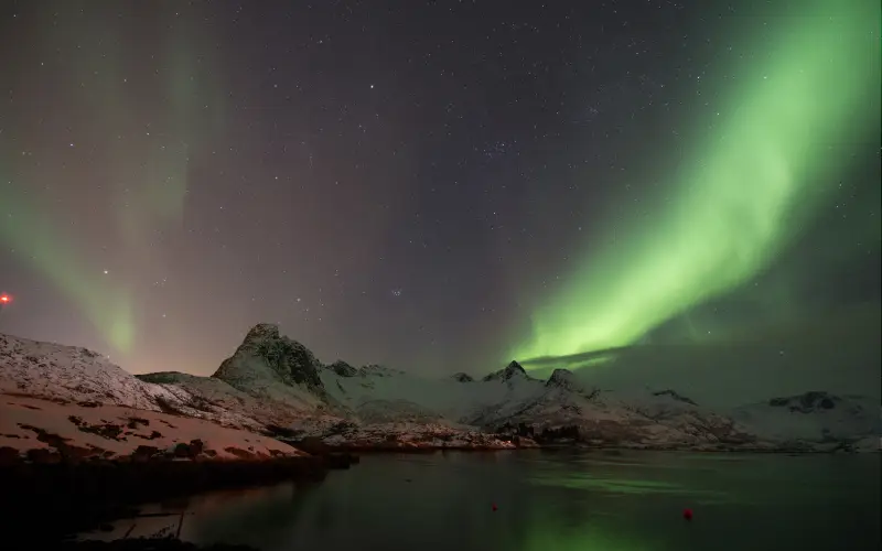 northern lights photo before editing