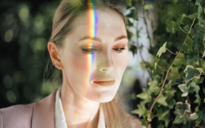 how does aura photography work